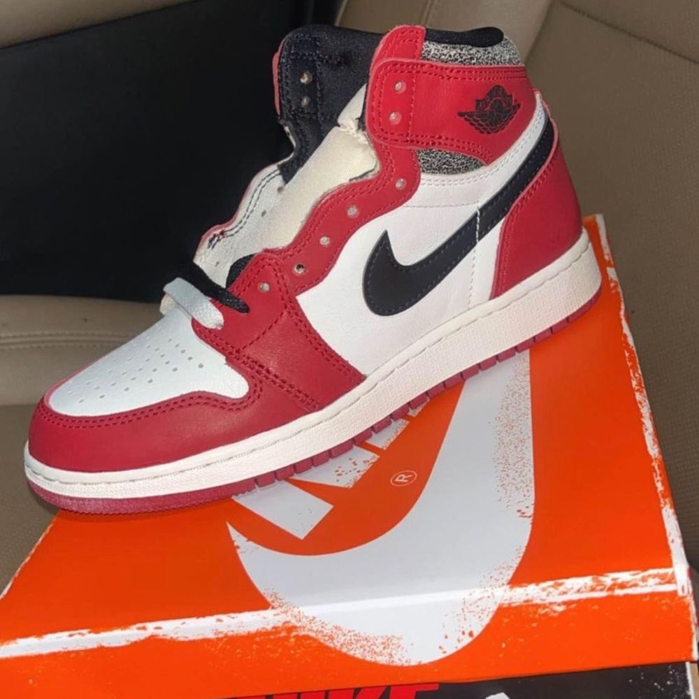Chicago Jordan 1 lost & found